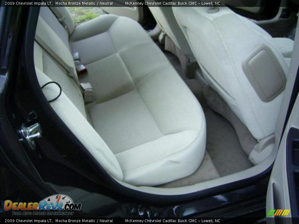 2009 Chevrolet Impala LT Mocha Bronze Metallic / Neutral Photo #18