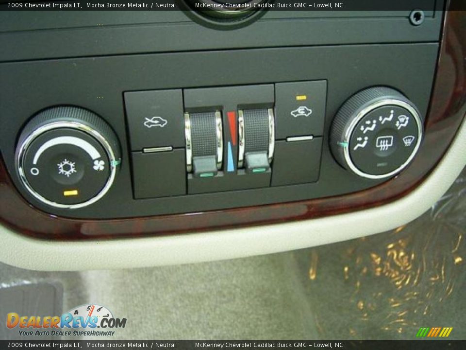 2009 Chevrolet Impala LT Mocha Bronze Metallic / Neutral Photo #24