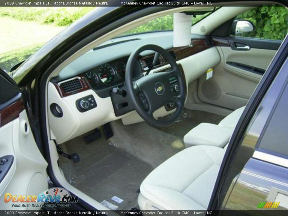 2009 Chevrolet Impala LT Mocha Bronze Metallic / Neutral Photo #25