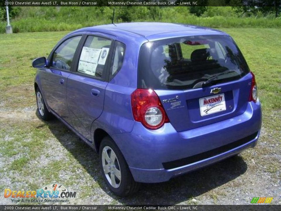 2009 Chevrolet Aveo Aveo5 LT Blue Moon / Charcoal Photo #5
