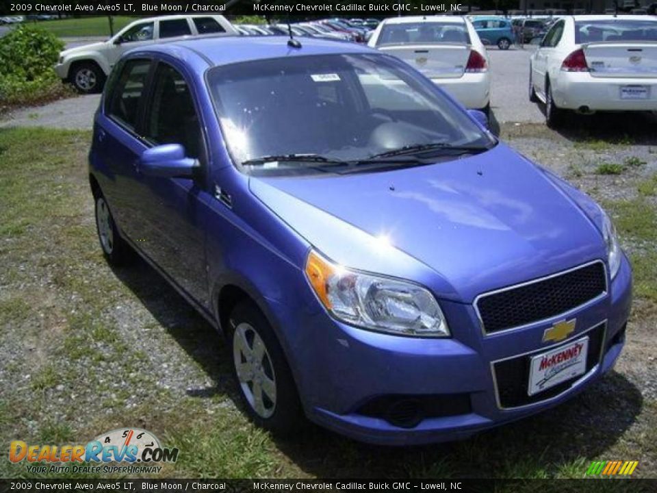 2009 Chevrolet Aveo Aveo5 LT Blue Moon / Charcoal Photo #9