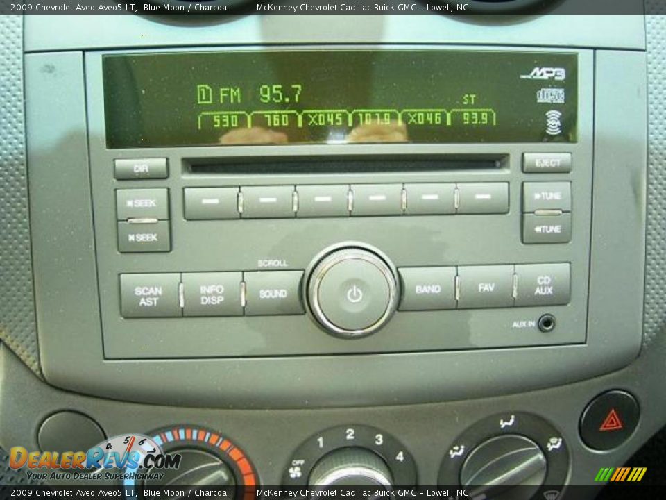 2009 Chevrolet Aveo Aveo5 LT Blue Moon / Charcoal Photo #23