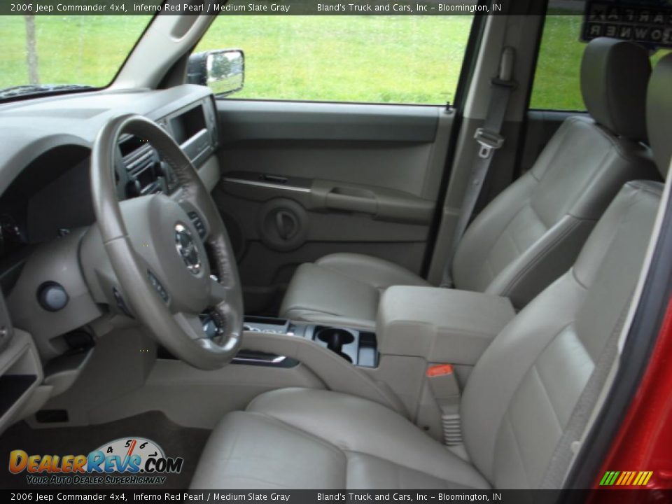 2006 Jeep Commander 4x4 Inferno Red Pearl / Medium Slate Gray Photo #7