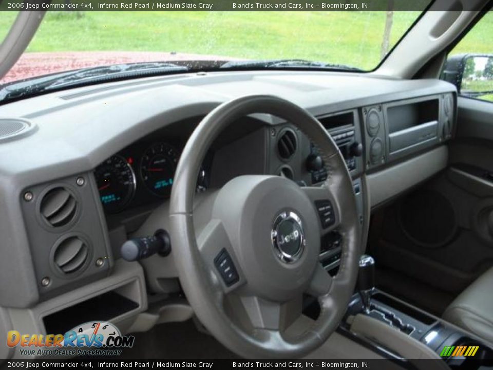 2006 Jeep Commander 4x4 Inferno Red Pearl / Medium Slate Gray Photo #8