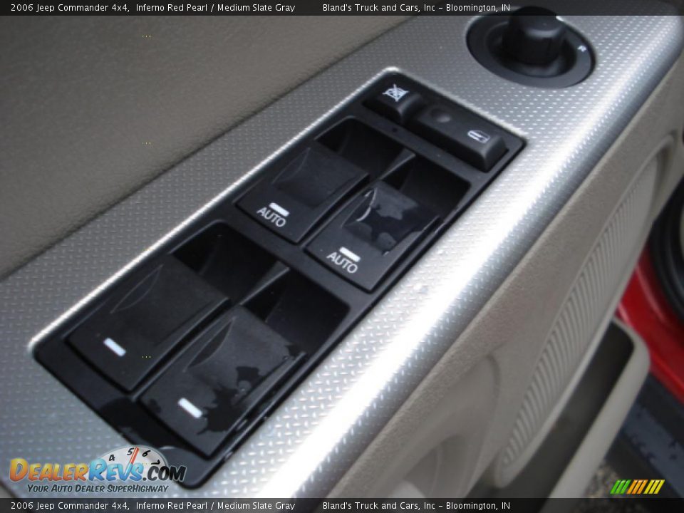 2006 Jeep Commander 4x4 Inferno Red Pearl / Medium Slate Gray Photo #12