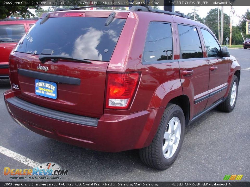 2009 Jeep Grand Cherokee Laredo 4x4 Red Rock Crystal Pearl / Medium Slate Gray/Dark Slate Gray Photo #4