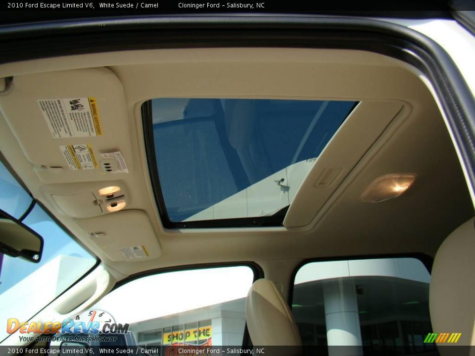 2010 Ford Escape Limited V6 White Suede / Camel Photo #18