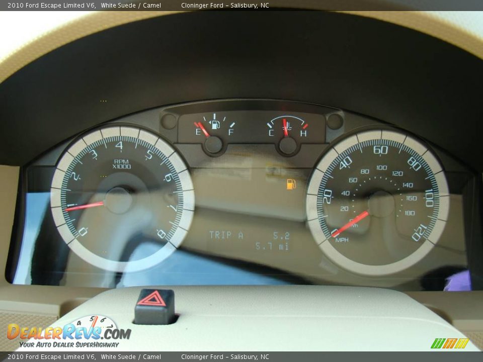 2010 Ford Escape Limited V6 White Suede / Camel Photo #20