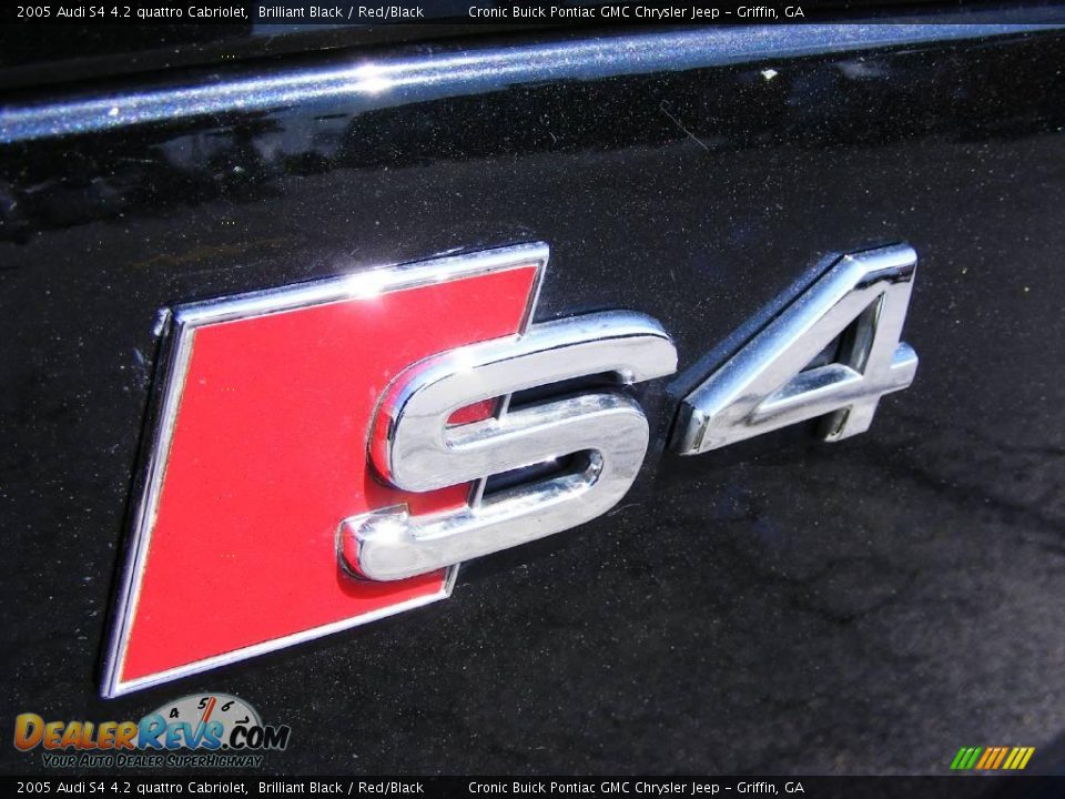 2005 Audi S4 4.2 quattro Cabriolet Brilliant Black / Red/Black Photo #9