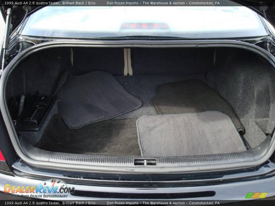 1999 Audi A4 2.8 quattro Sedan Brilliant Black / Ecru Photo #24