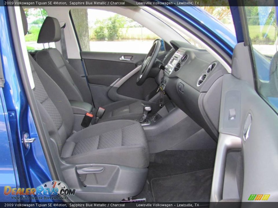 2009 Volkswagen Tiguan SE 4Motion Sapphire Blue Metallic / Charcoal Photo #10