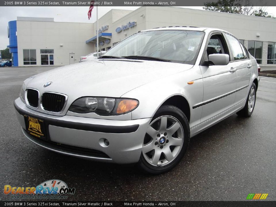2005 BMW 3 Series 325xi Sedan Titanium Silver Metallic / Black Photo #1