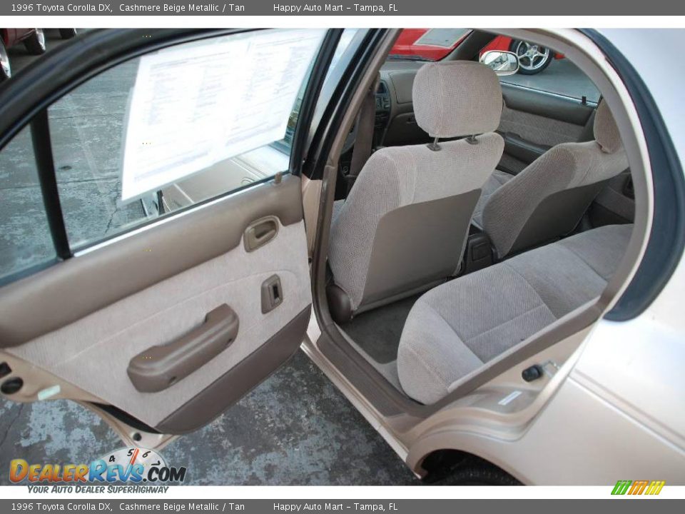 1996 Toyota Corolla DX Cashmere Beige Metallic / Tan Photo #18