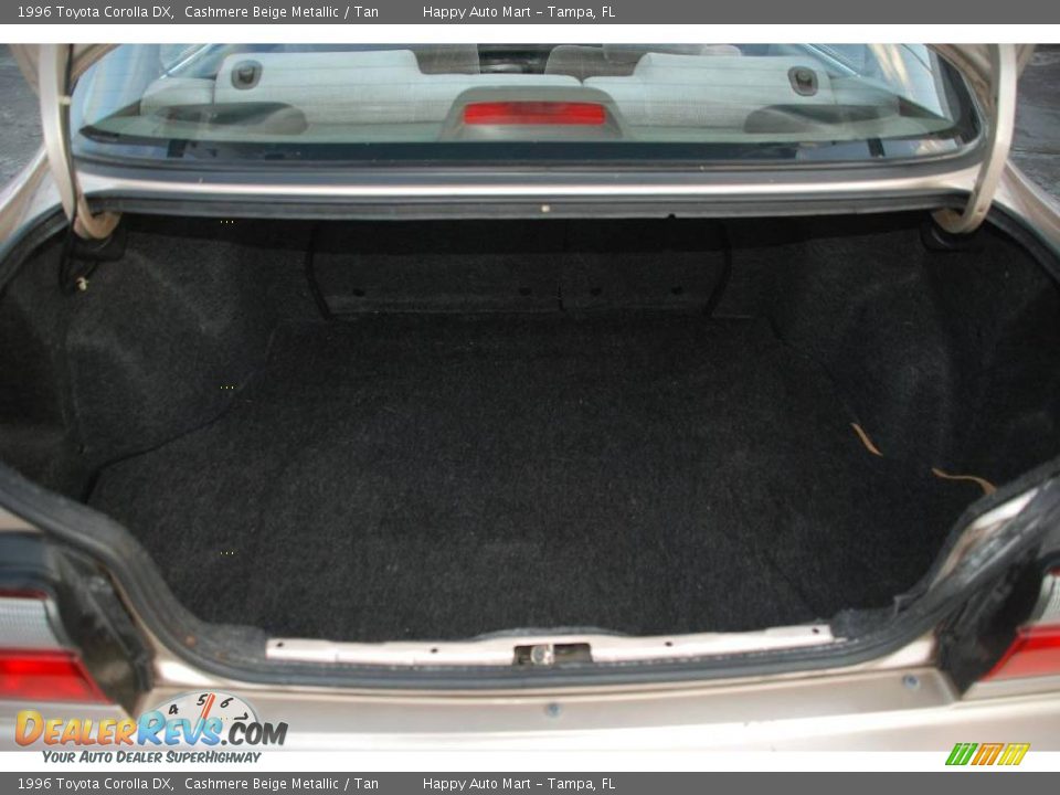 1996 Toyota Corolla DX Cashmere Beige Metallic / Tan Photo #22
