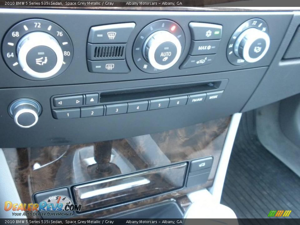 2010 BMW 5 Series 535i Sedan Space Grey Metallic / Gray Photo #18