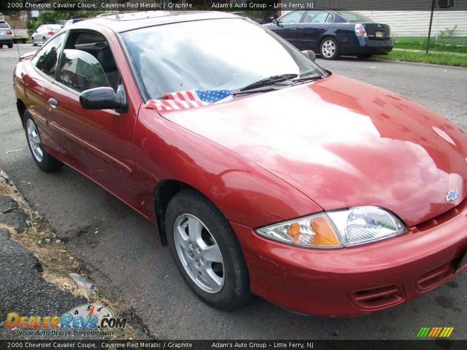 2000 Chevrolet Cavalier Coupe Cayenne Red Metallic / Graphite Photo #1