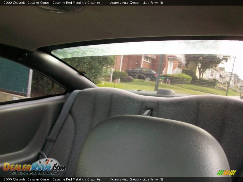2000 Chevrolet Cavalier Coupe Cayenne Red Metallic / Graphite Photo #16