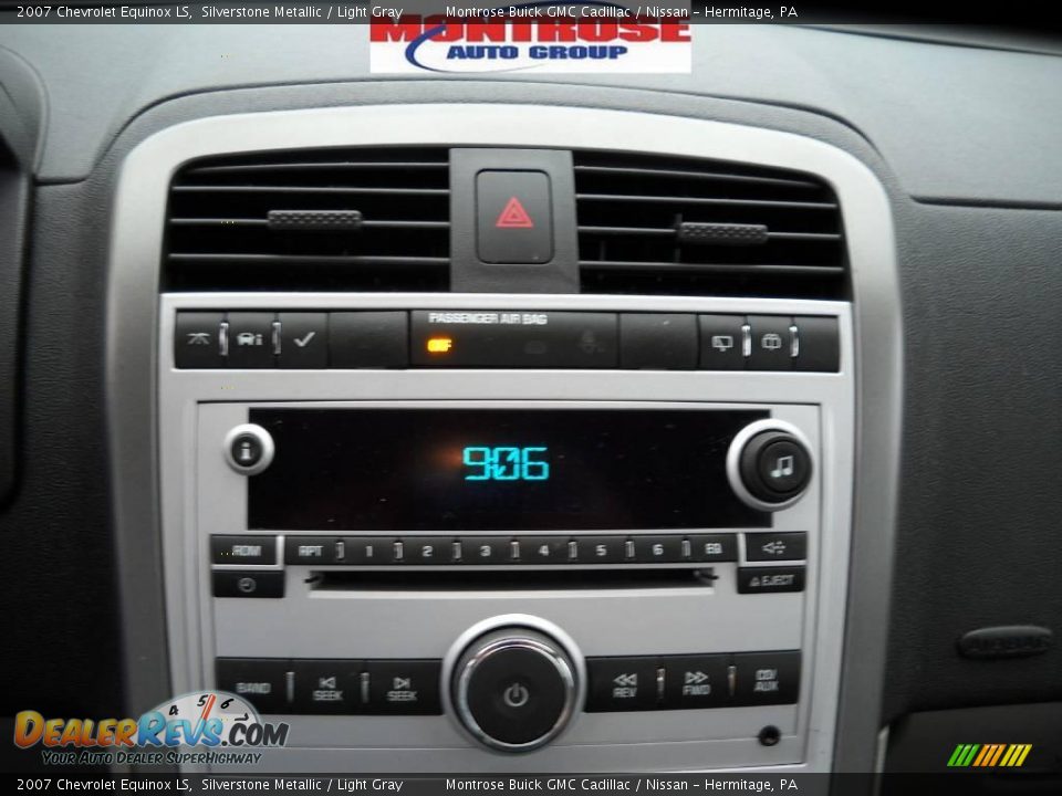 2007 Chevrolet Equinox LS Silverstone Metallic / Light Gray Photo #27