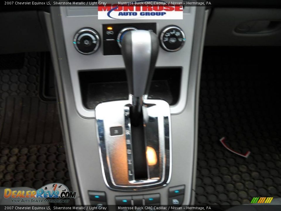 2007 Chevrolet Equinox LS Silverstone Metallic / Light Gray Photo #28