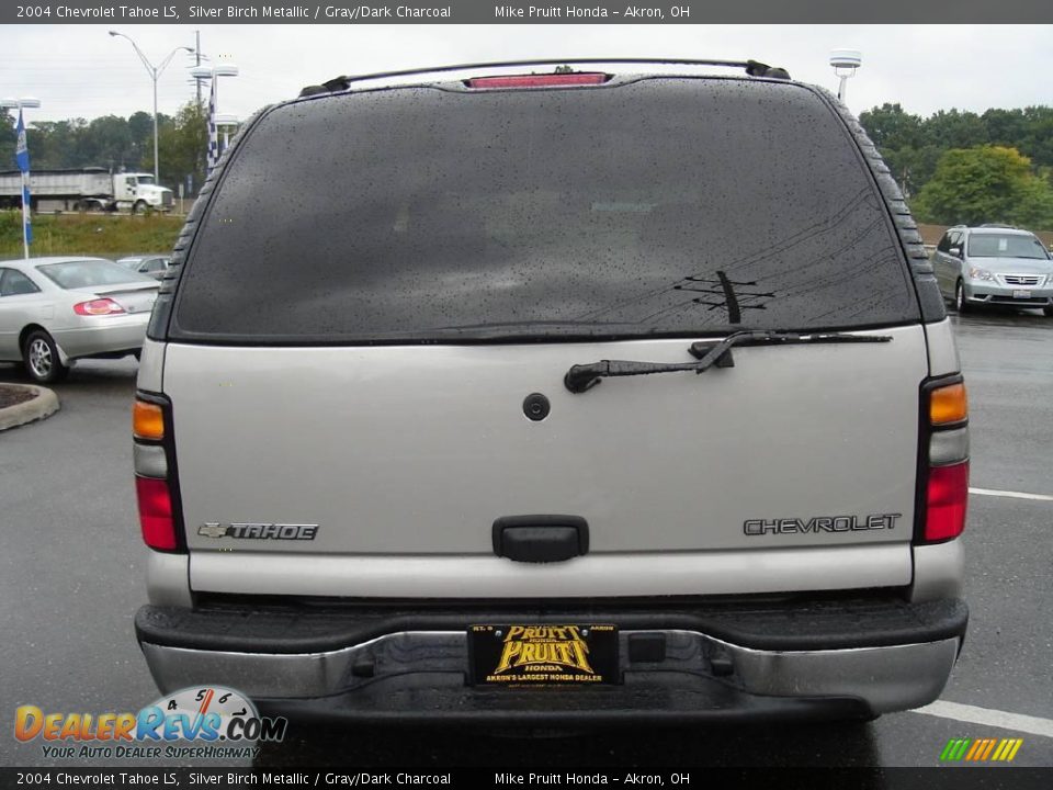 2004 Chevrolet Tahoe LS Silver Birch Metallic / Gray/Dark Charcoal Photo #4