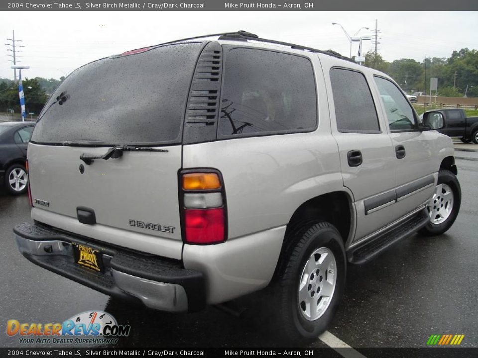 2004 Chevrolet Tahoe LS Silver Birch Metallic / Gray/Dark Charcoal Photo #5