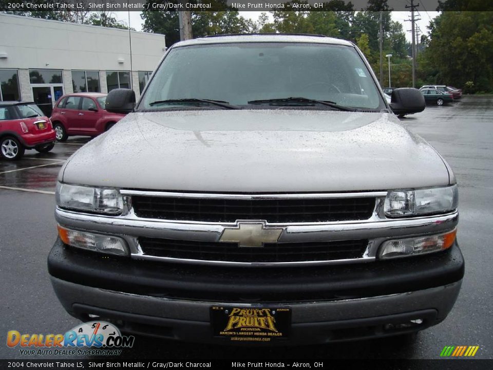 2004 Chevrolet Tahoe LS Silver Birch Metallic / Gray/Dark Charcoal Photo #8