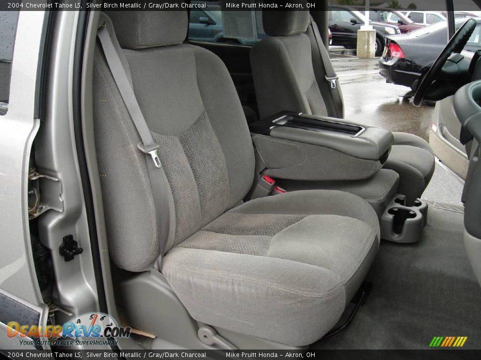 2004 Chevrolet Tahoe LS Silver Birch Metallic / Gray/Dark Charcoal Photo #14