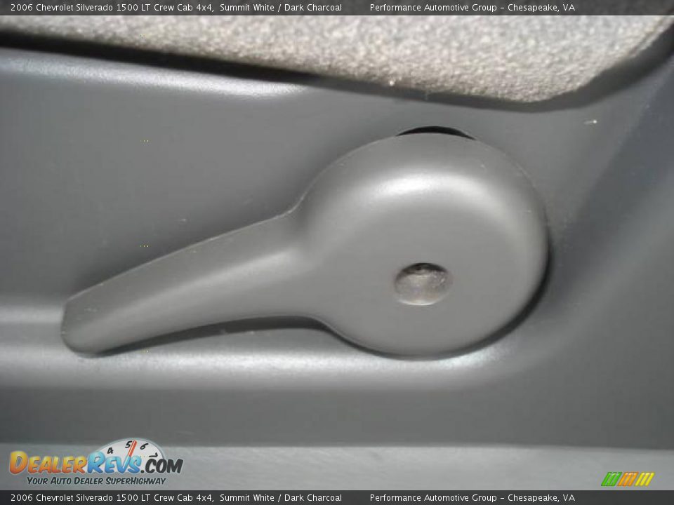 2006 Chevrolet Silverado 1500 LT Crew Cab 4x4 Summit White / Dark Charcoal Photo #15