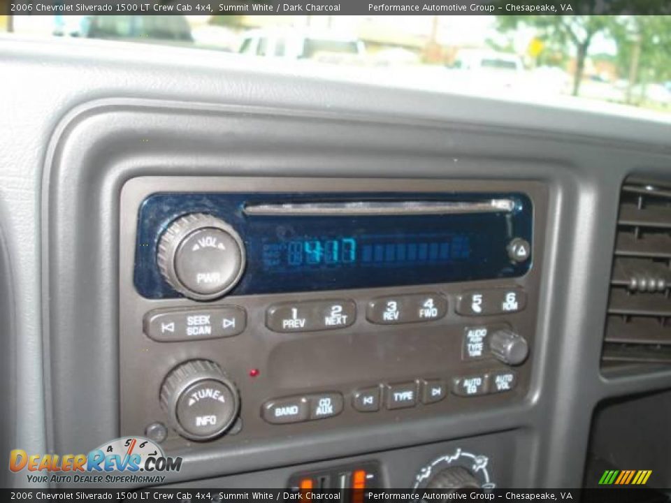 2006 Chevrolet Silverado 1500 LT Crew Cab 4x4 Summit White / Dark Charcoal Photo #16