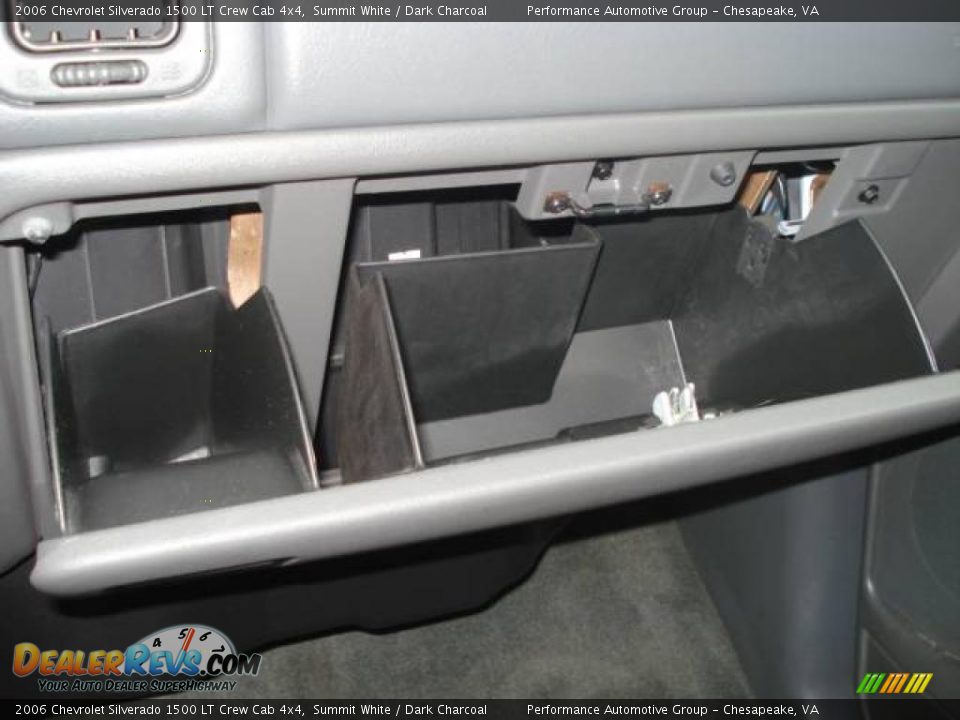 2006 Chevrolet Silverado 1500 LT Crew Cab 4x4 Summit White / Dark Charcoal Photo #21