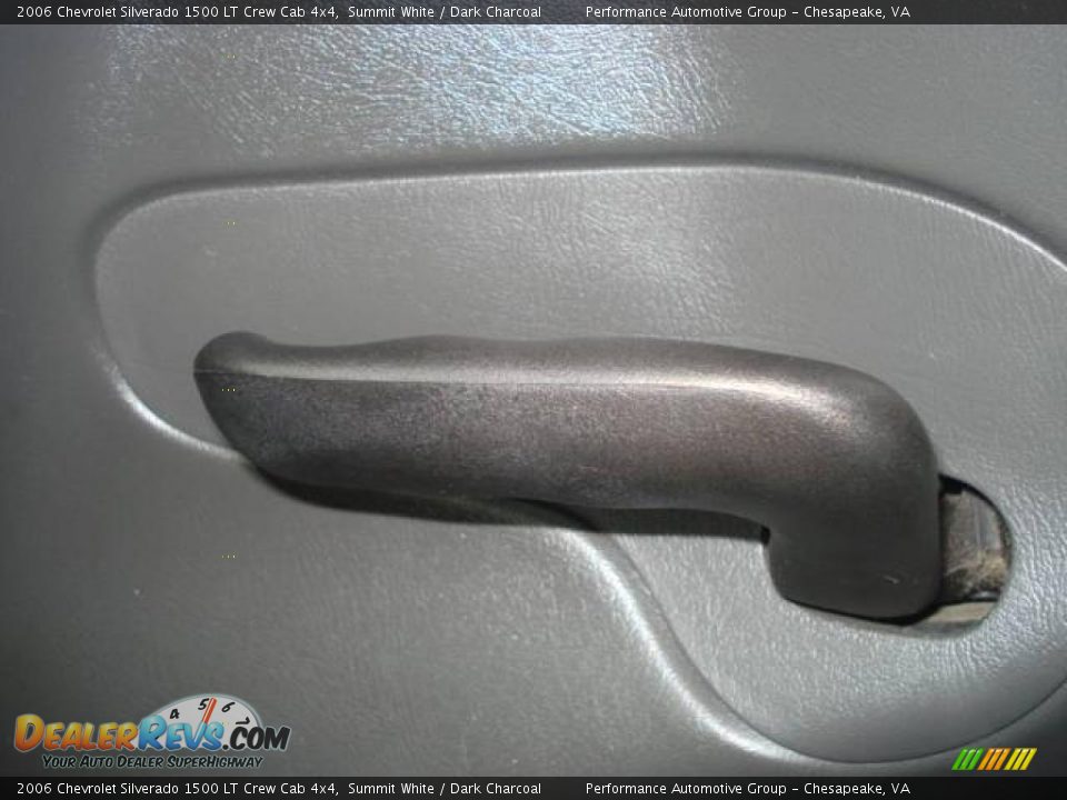 2006 Chevrolet Silverado 1500 LT Crew Cab 4x4 Summit White / Dark Charcoal Photo #22