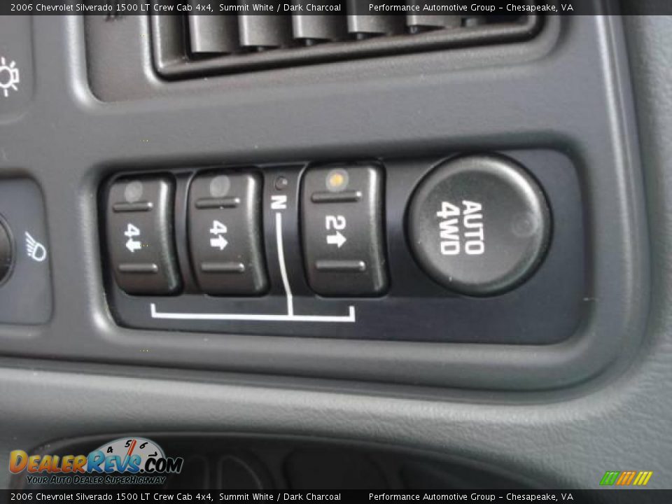 2006 Chevrolet Silverado 1500 LT Crew Cab 4x4 Summit White / Dark Charcoal Photo #27