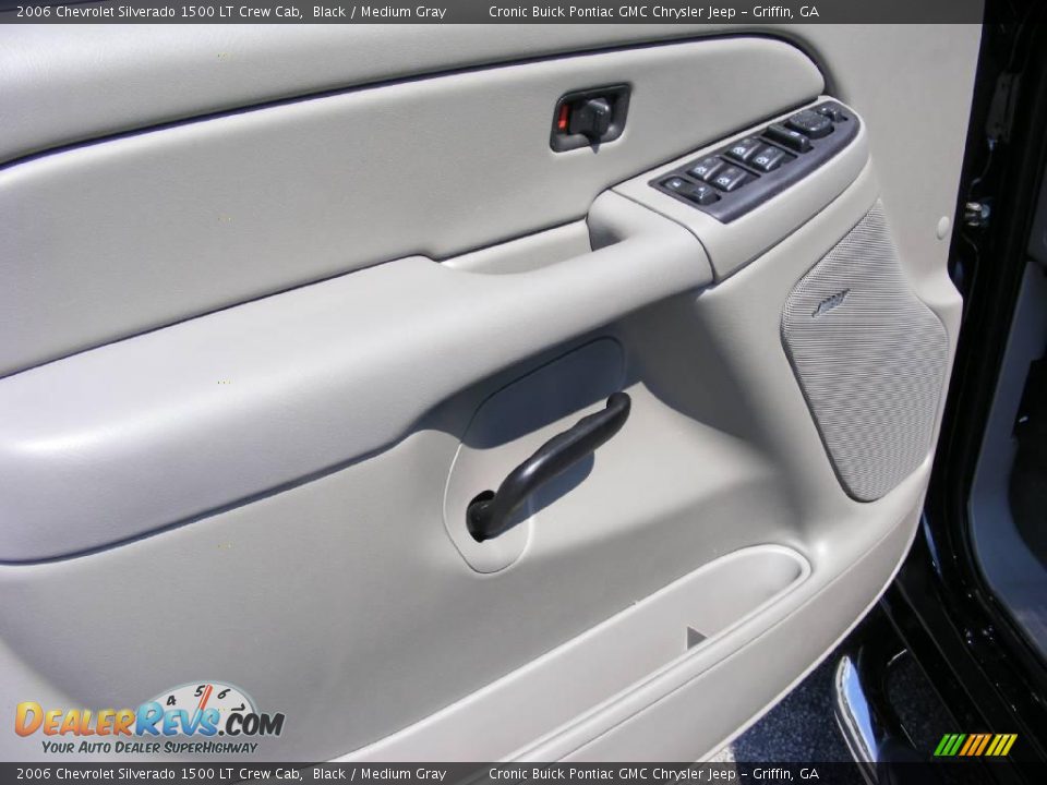 2006 Chevrolet Silverado 1500 LT Crew Cab Black / Medium Gray Photo #12