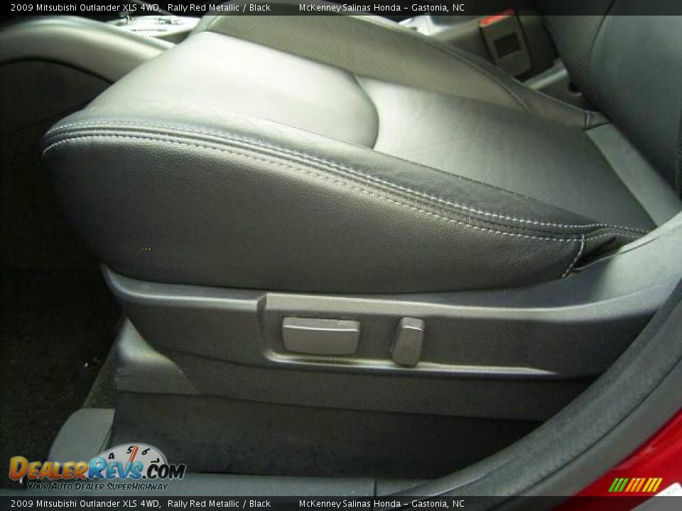2009 Mitsubishi Outlander XLS 4WD Rally Red Metallic / Black Photo #9