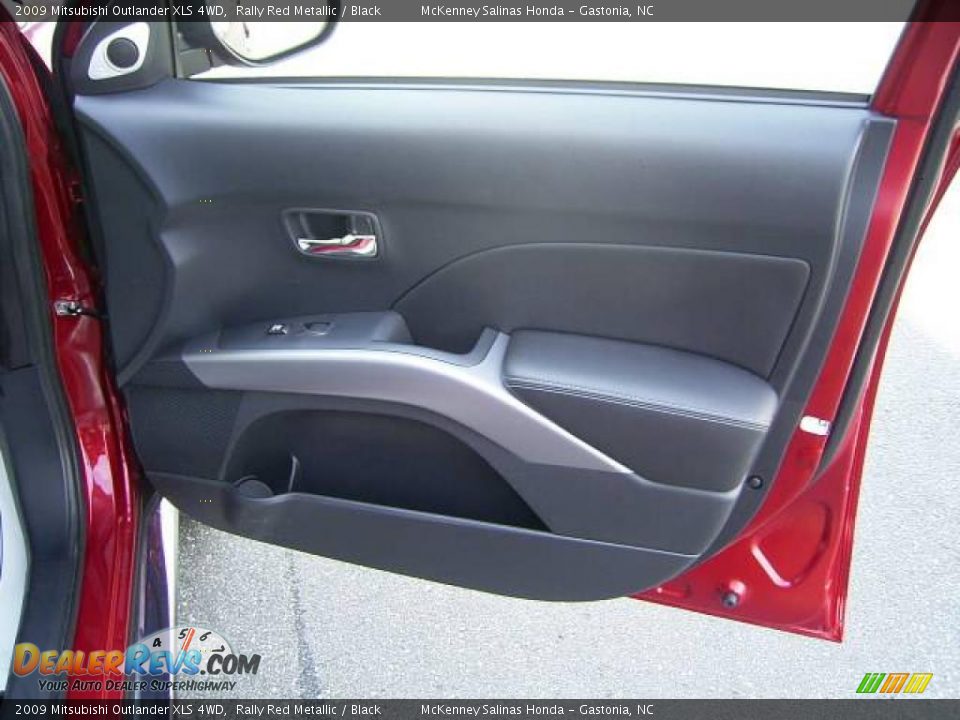 2009 Mitsubishi Outlander XLS 4WD Rally Red Metallic / Black Photo #16