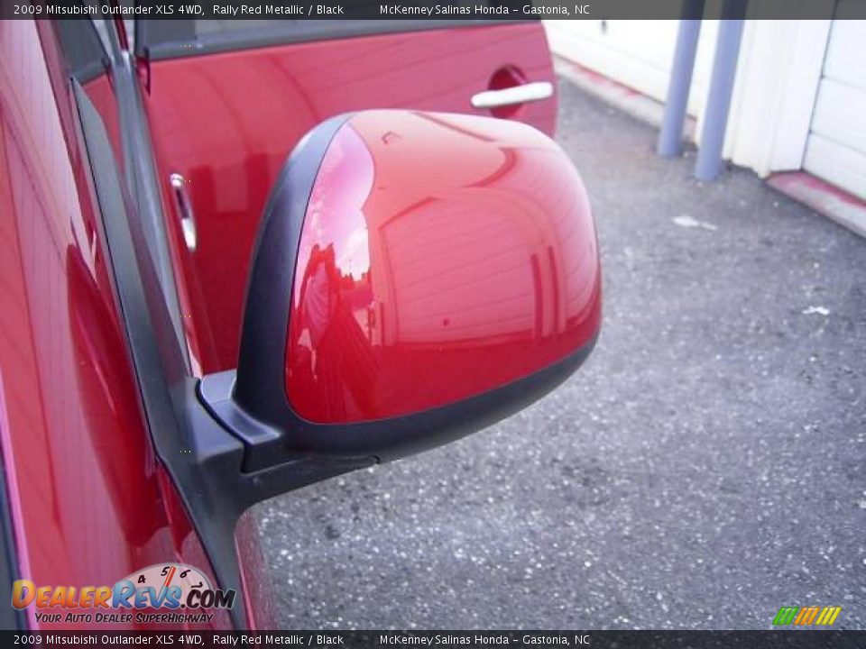2009 Mitsubishi Outlander XLS 4WD Rally Red Metallic / Black Photo #25