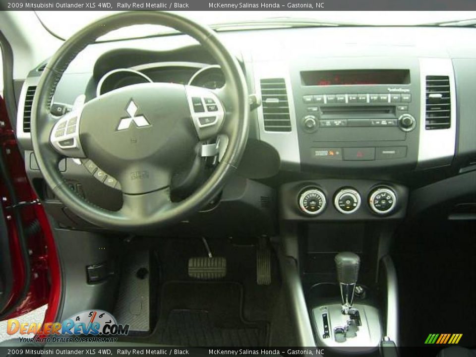 2009 Mitsubishi Outlander XLS 4WD Rally Red Metallic / Black Photo #27