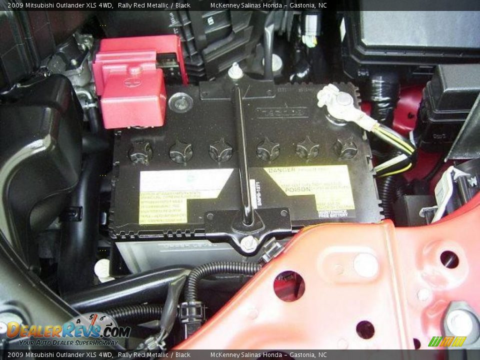 2009 Mitsubishi Outlander XLS 4WD Rally Red Metallic / Black Photo #33