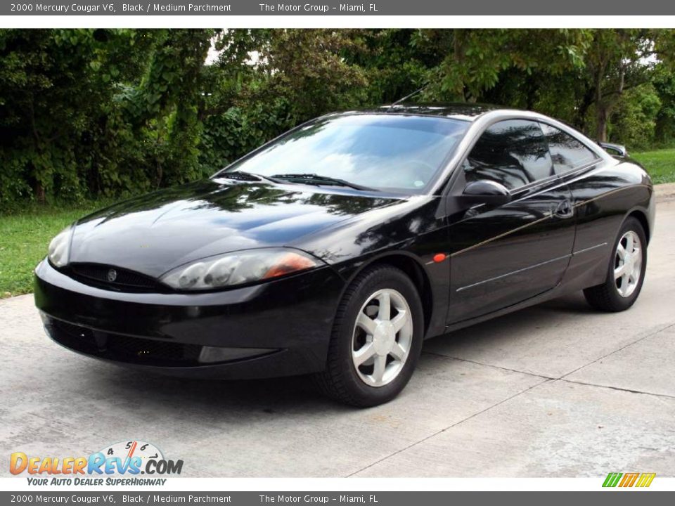 2000 Mercury Cougar V6 Black / Medium Parchment Photo #1