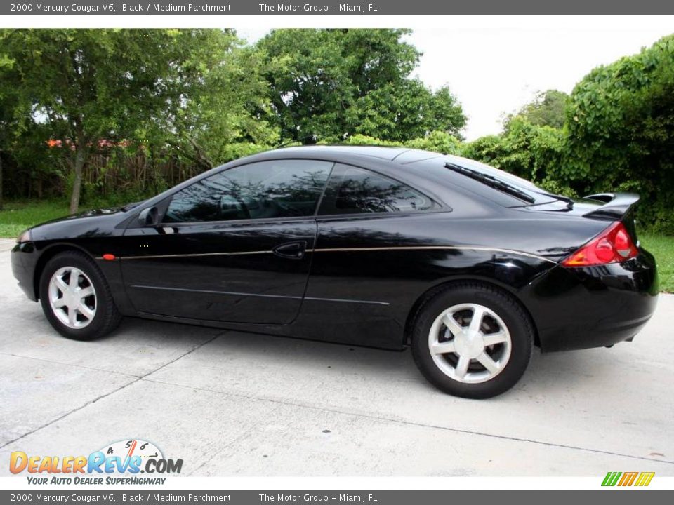 2000 Mercury Cougar V6 Black / Medium Parchment Photo #3