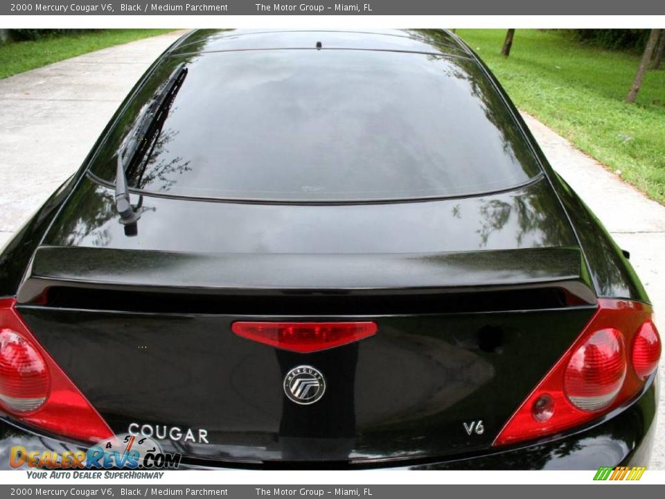 2000 Mercury Cougar V6 Black / Medium Parchment Photo #6