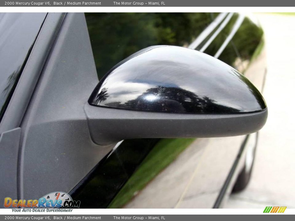 2000 Mercury Cougar V6 Black / Medium Parchment Photo #26