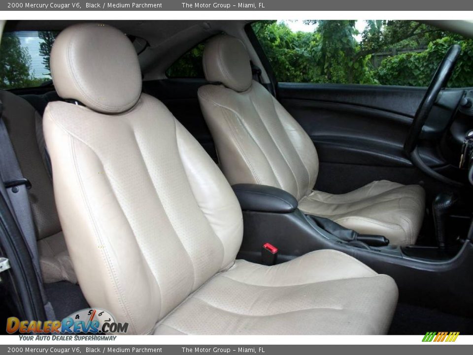 2000 Mercury Cougar V6 Black / Medium Parchment Photo #36