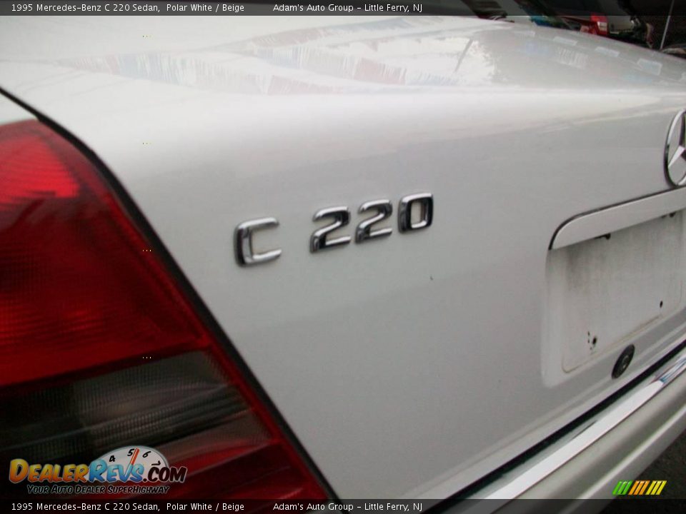 1995 Mercedes-Benz C 220 Sedan Polar White / Beige Photo #5