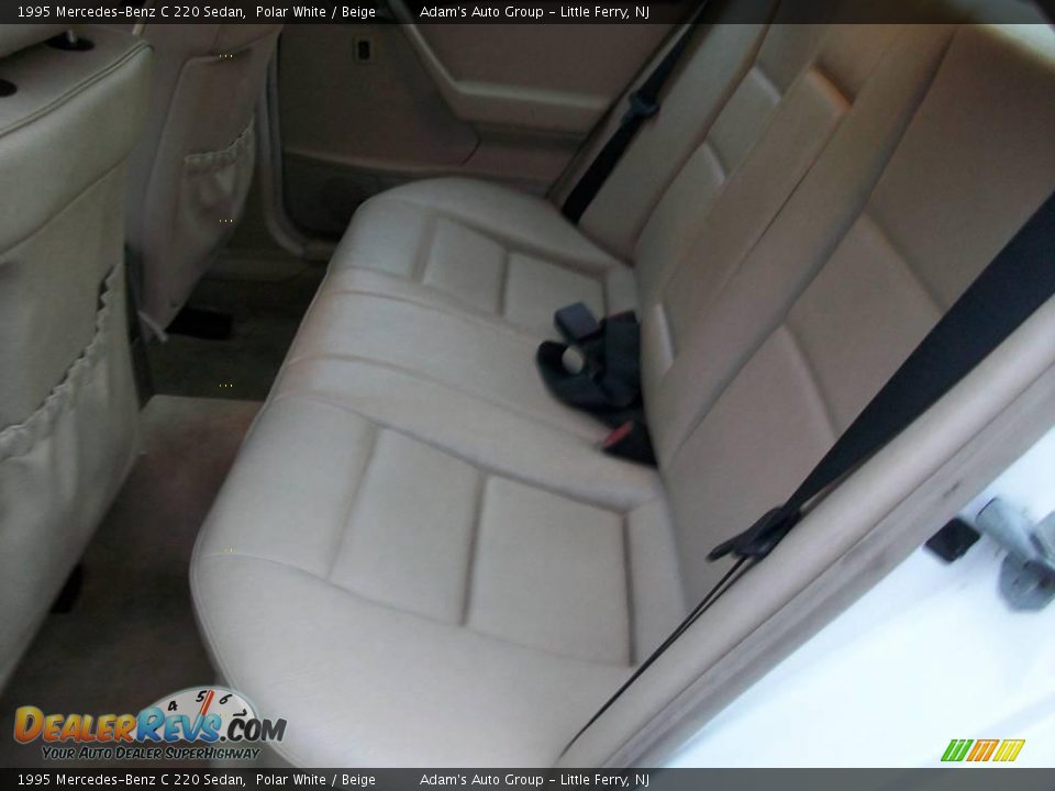 1995 Mercedes-Benz C 220 Sedan Polar White / Beige Photo #16