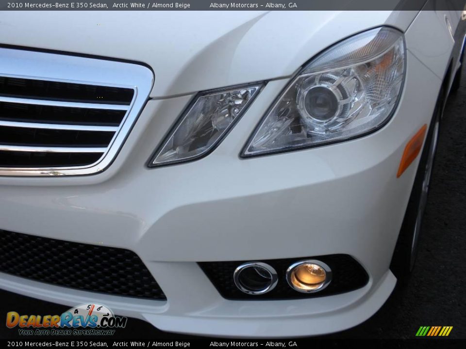 2010 Mercedes-Benz E 350 Sedan Arctic White / Almond Beige Photo #26