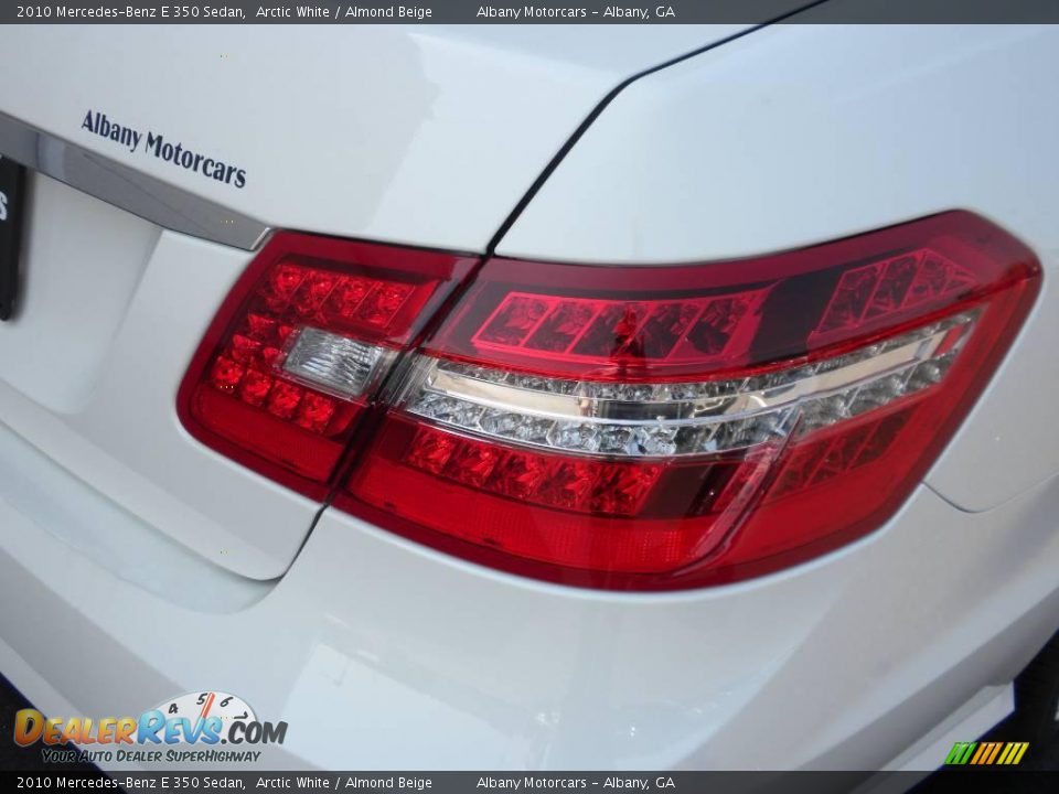 2010 Mercedes-Benz E 350 Sedan Arctic White / Almond Beige Photo #30