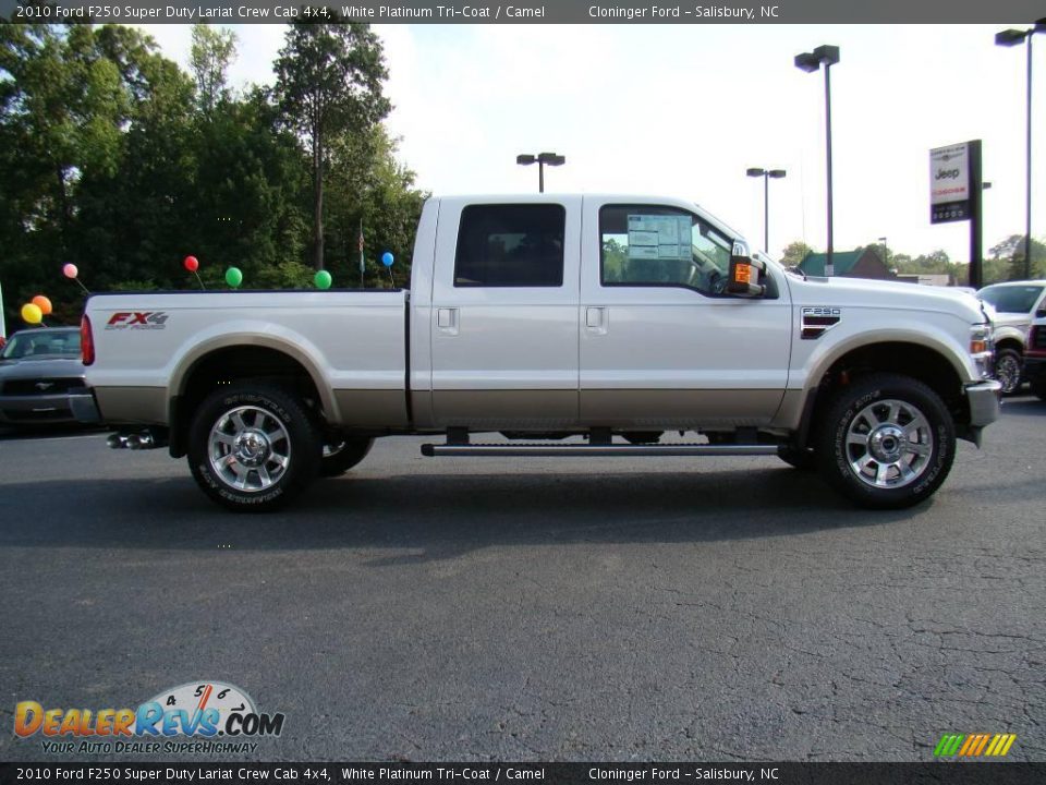2010 Ford F250 Super Duty Lariat Crew Cab 4x4 White Platinum Tri-Coat / Camel Photo #3