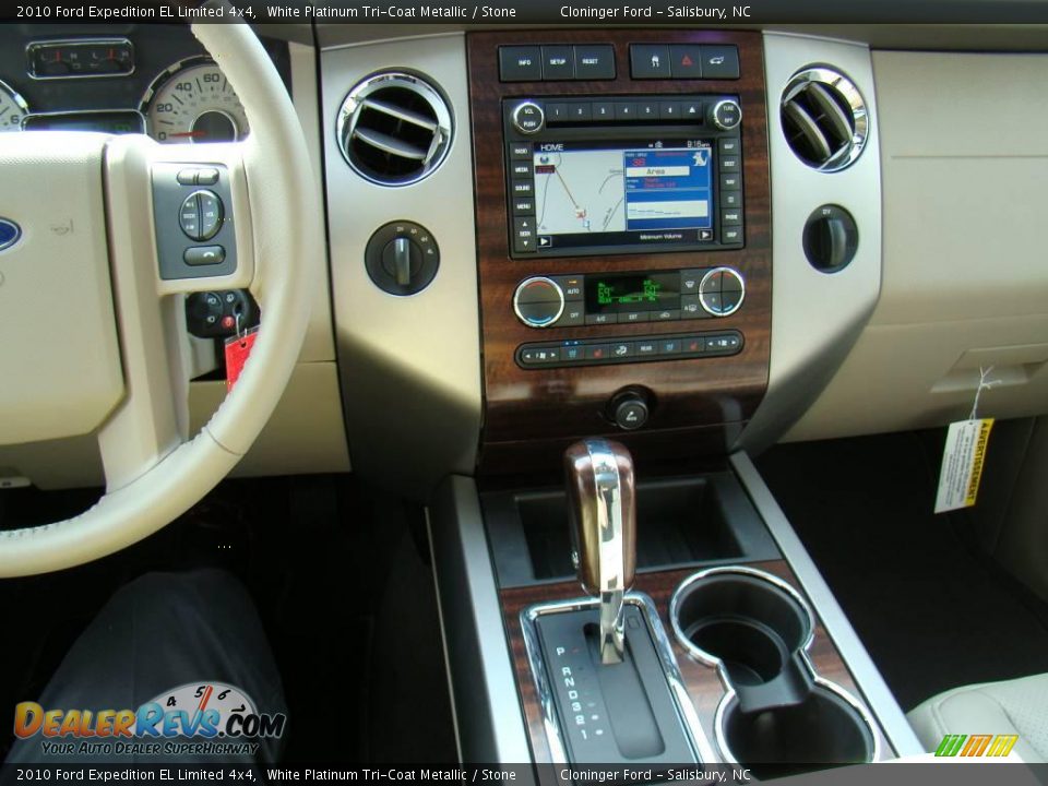 2010 Ford Expedition EL Limited 4x4 White Platinum Tri-Coat Metallic / Stone Photo #32