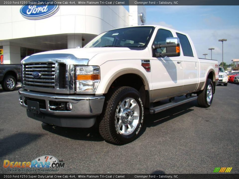 2010 Ford F250 Super Duty Lariat Crew Cab 4x4 White Platinum Tri-Coat / Camel Photo #7